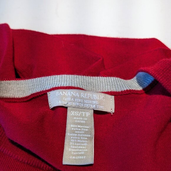 Banana Republic Merino Wool Cardigan - Cherry Red - XS - Picture 5 of 6